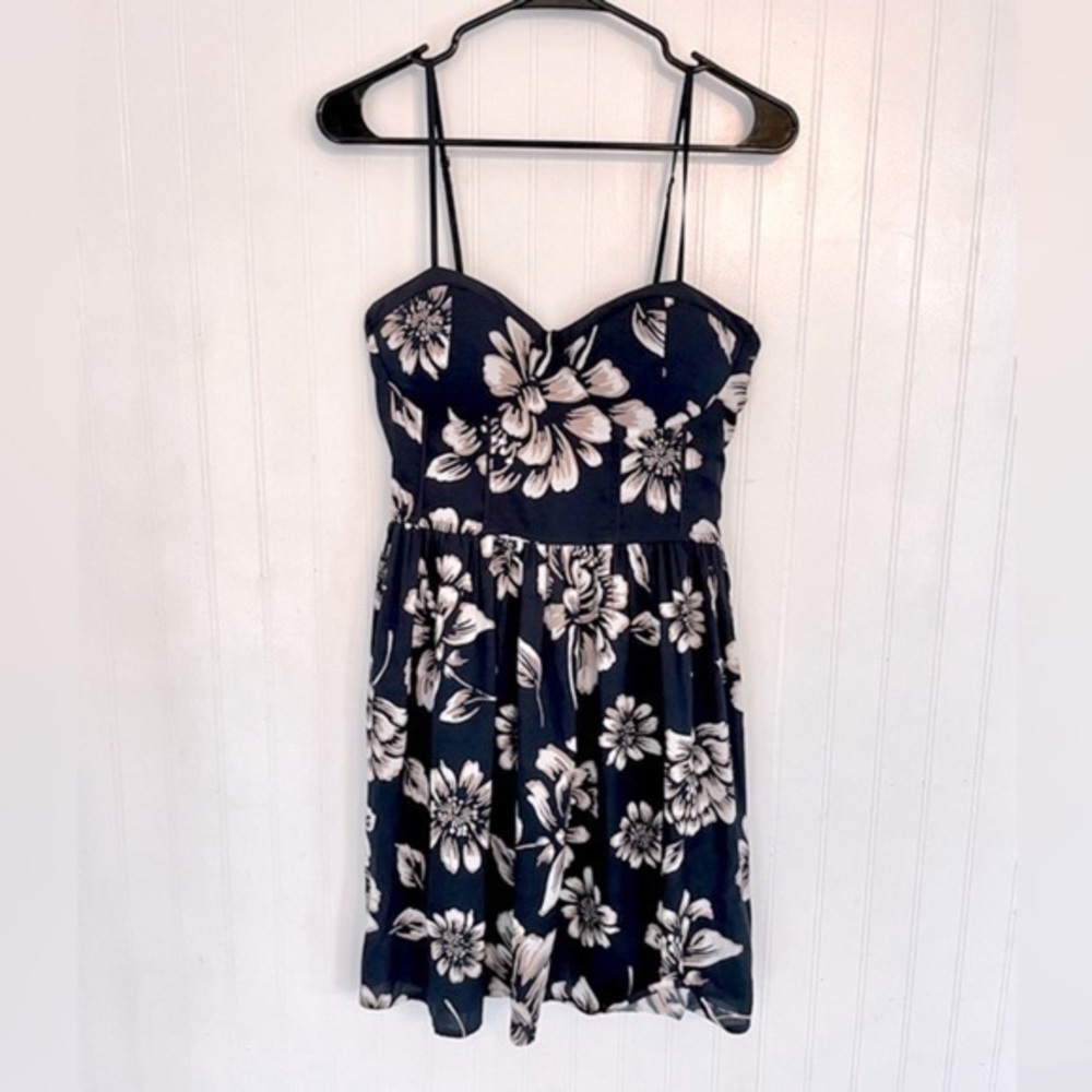 Band of Gypsies Floral Mini Dress - Large